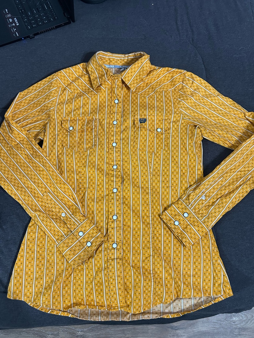 Cinch yellow gold Rodeo pearl snap